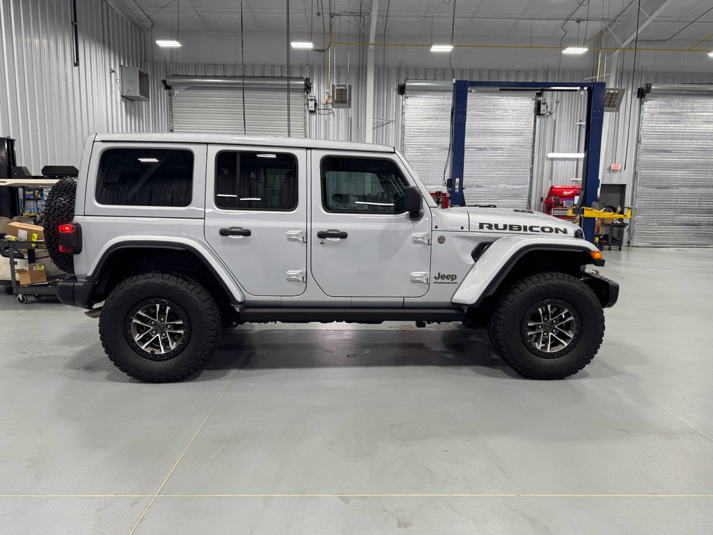 Used 2024 Jeep Wrangler Unlimited Rubicon 392 image 18