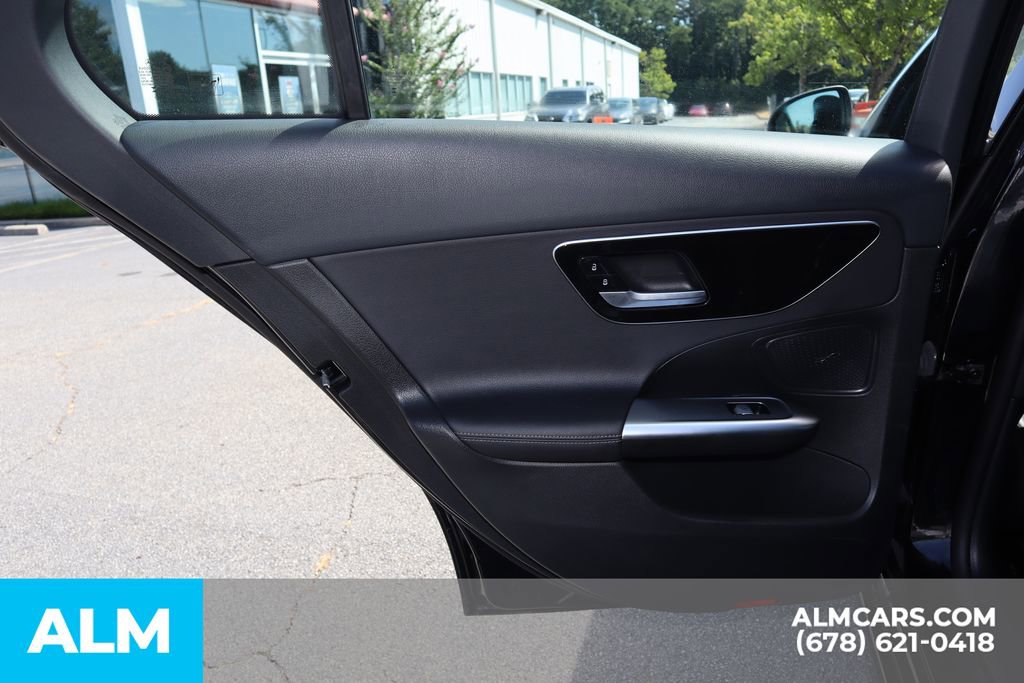 Used 2025 Mercedes-Benz C 300 Sedan image 23