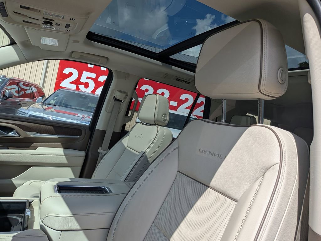 Certified 2023 GMC Yukon Denali AWD/4WD image 10
