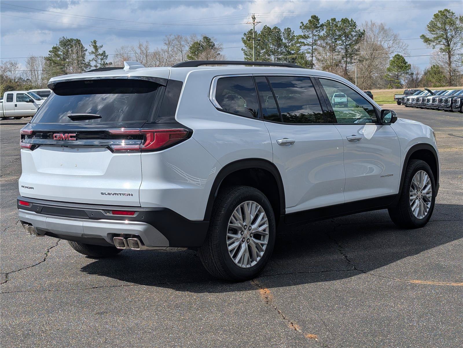 New 2026 GMC Acadia Elevation w/ Elevation Premium Package FWD image 7