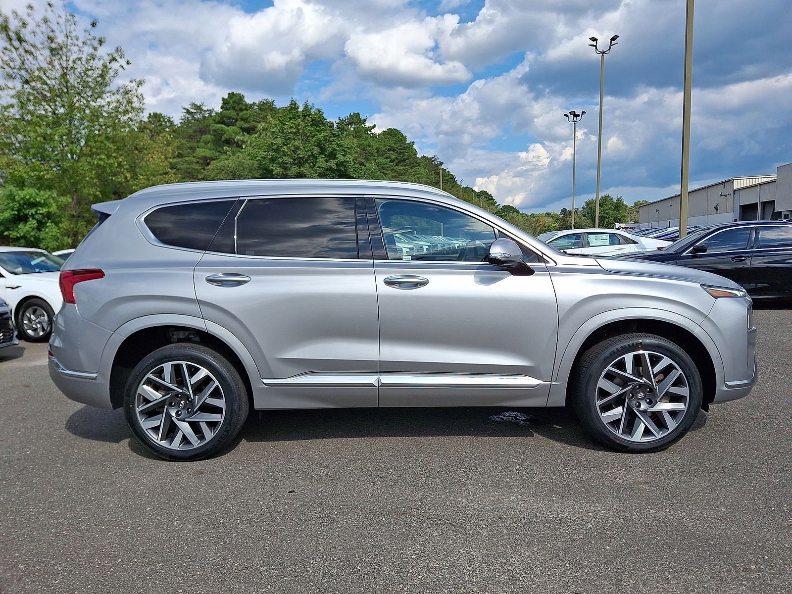 Used 2022 Hyundai Santa Fe Calligraphy image 32