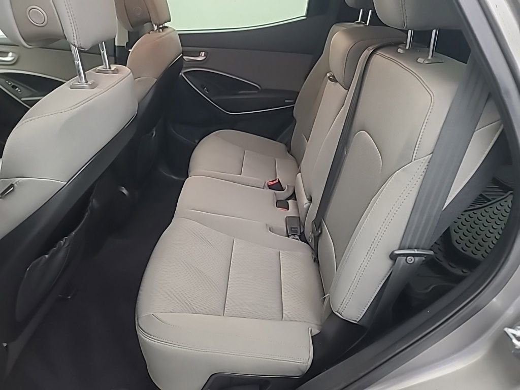 Used 2017 Hyundai Santa Fe Sport AWD/4WD image 19