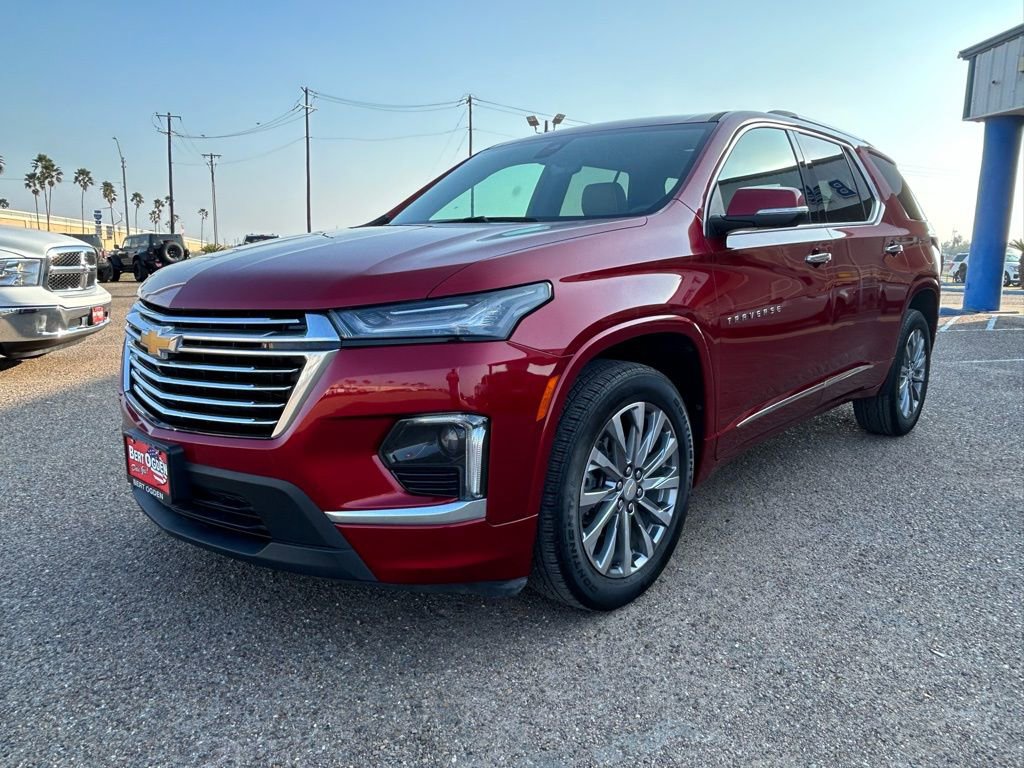 Used 2023 Chevrolet Traverse Premier image 2