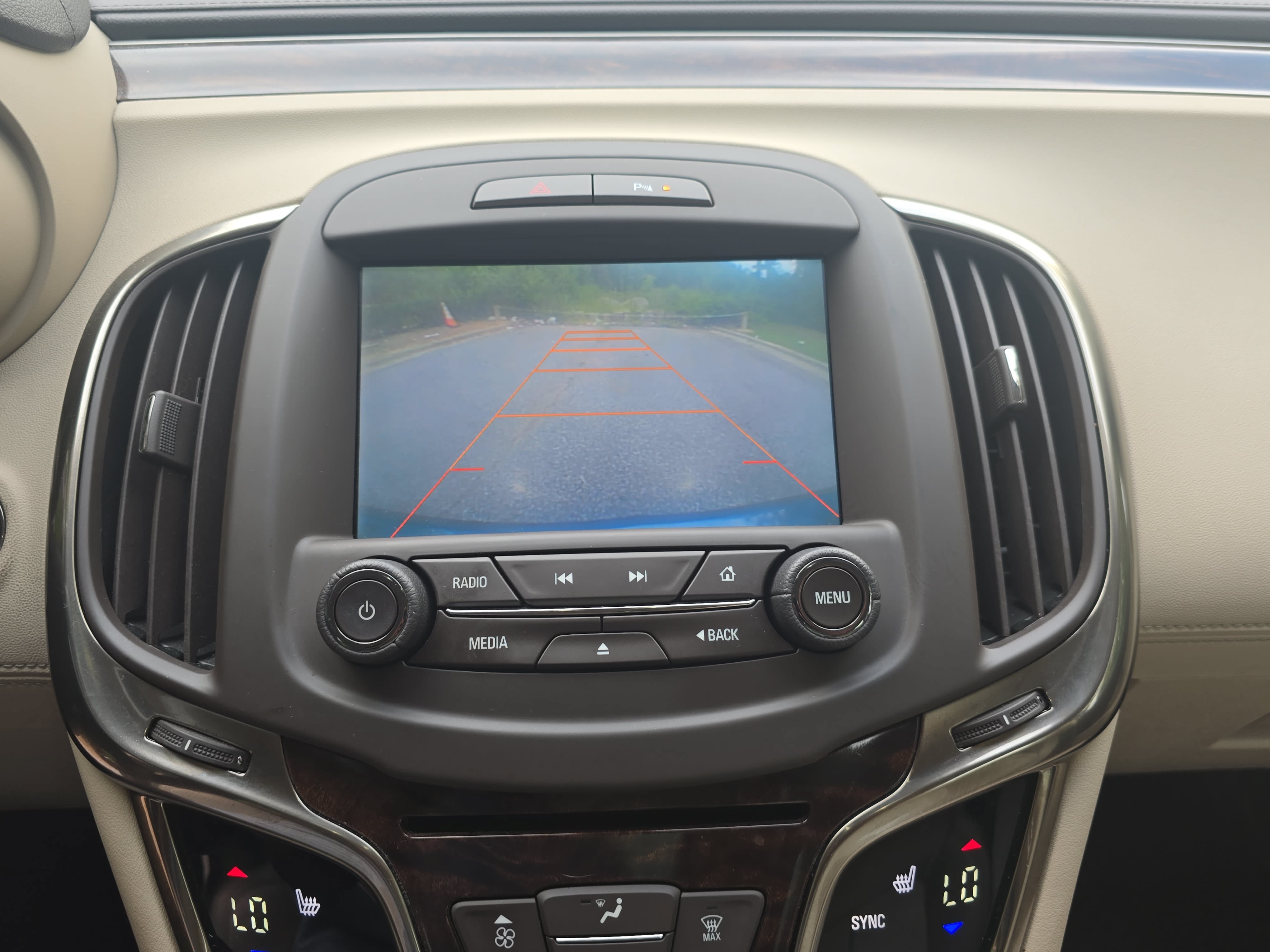 Used 2014 Buick LaCrosse Leather FWD image 21