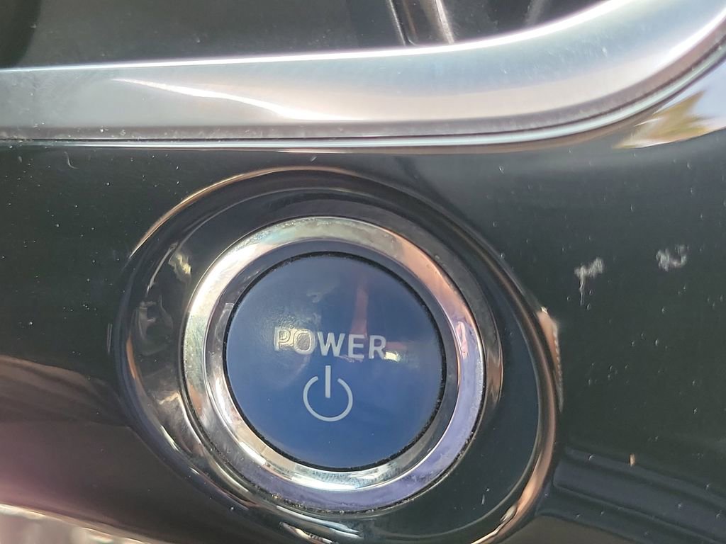 Used 2019 Toyota Prius Prime Advanced FWD image 11