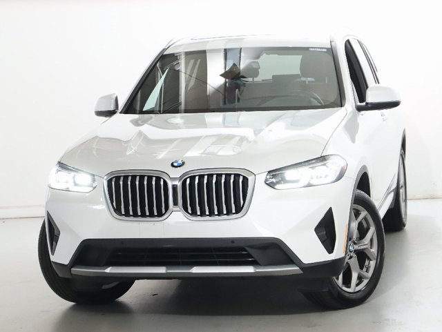 Used 2022 BMW X3 xDrive30i w/ Premium Package 2 AWD/4WD image 3