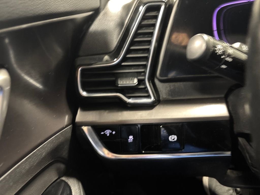 Used 2023 Kia Sportage EX image 31