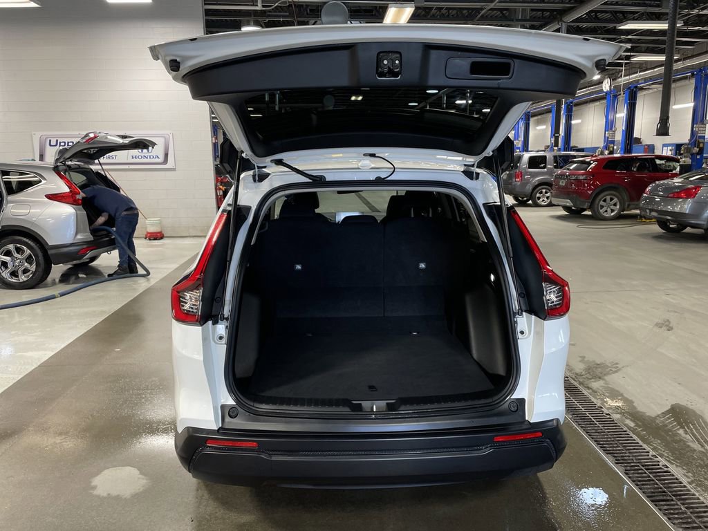 Used 2023 Honda CR-V EX image 9