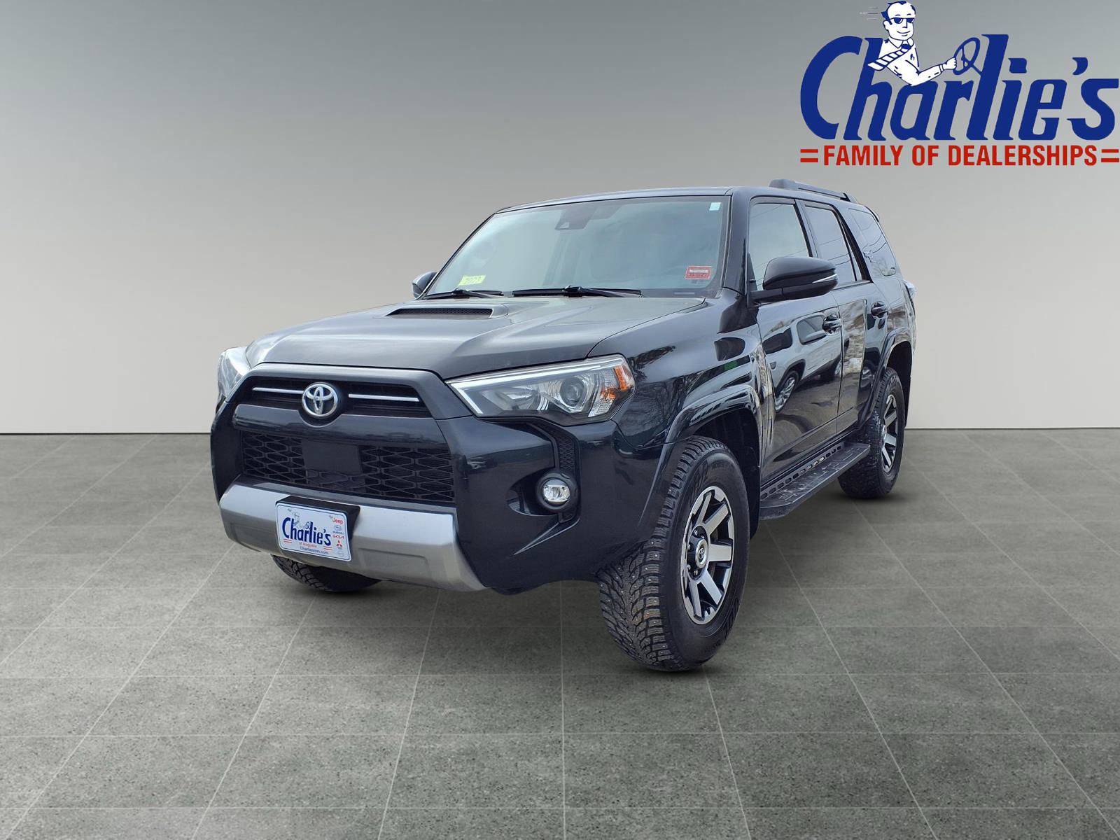Used 2023 Toyota 4Runner TRD Off-Road Premium AWD/4WD image 1