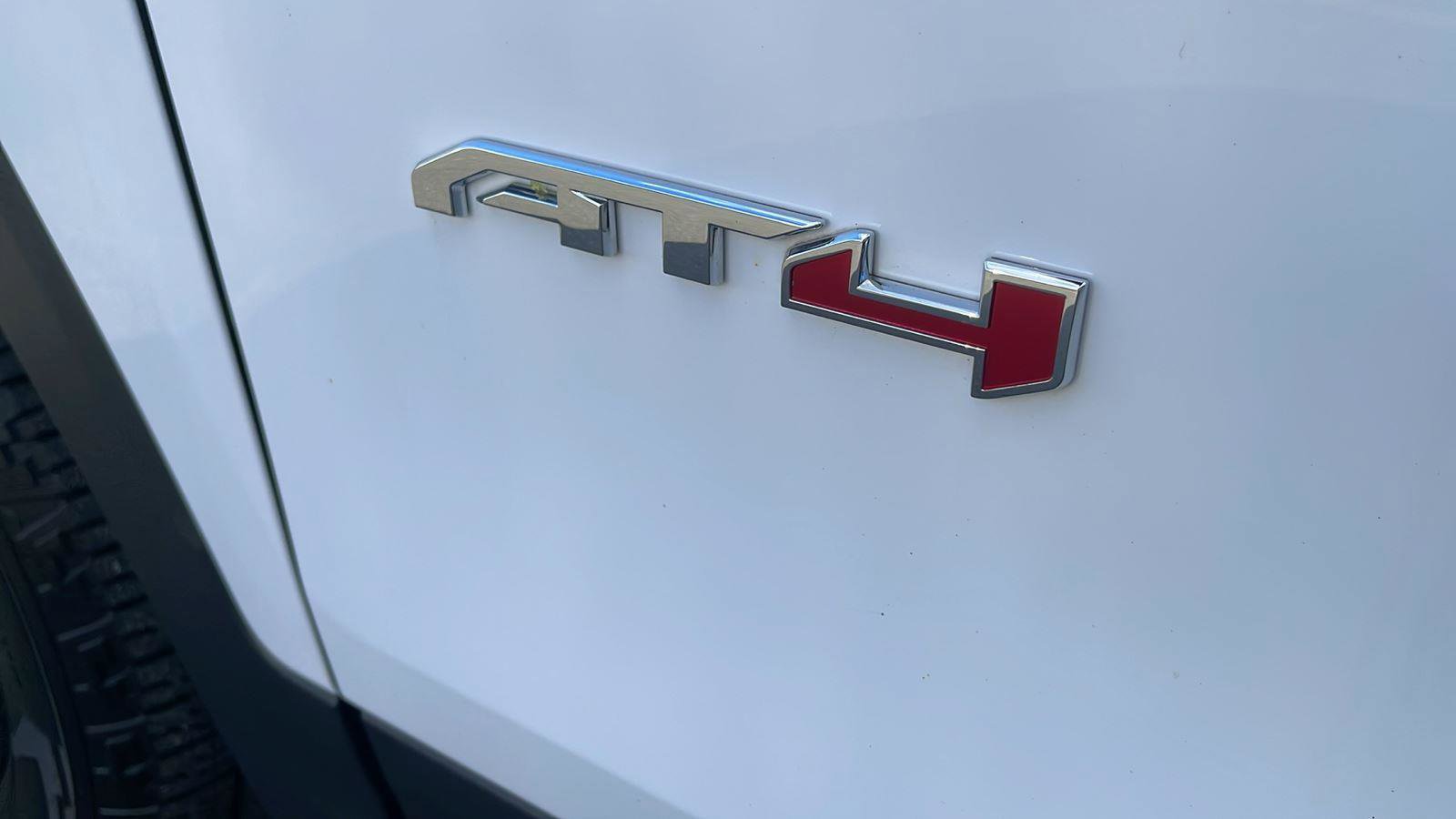 Used 2023 GMC Terrain AT4 w/ LPO, Floor Liner Package image 28