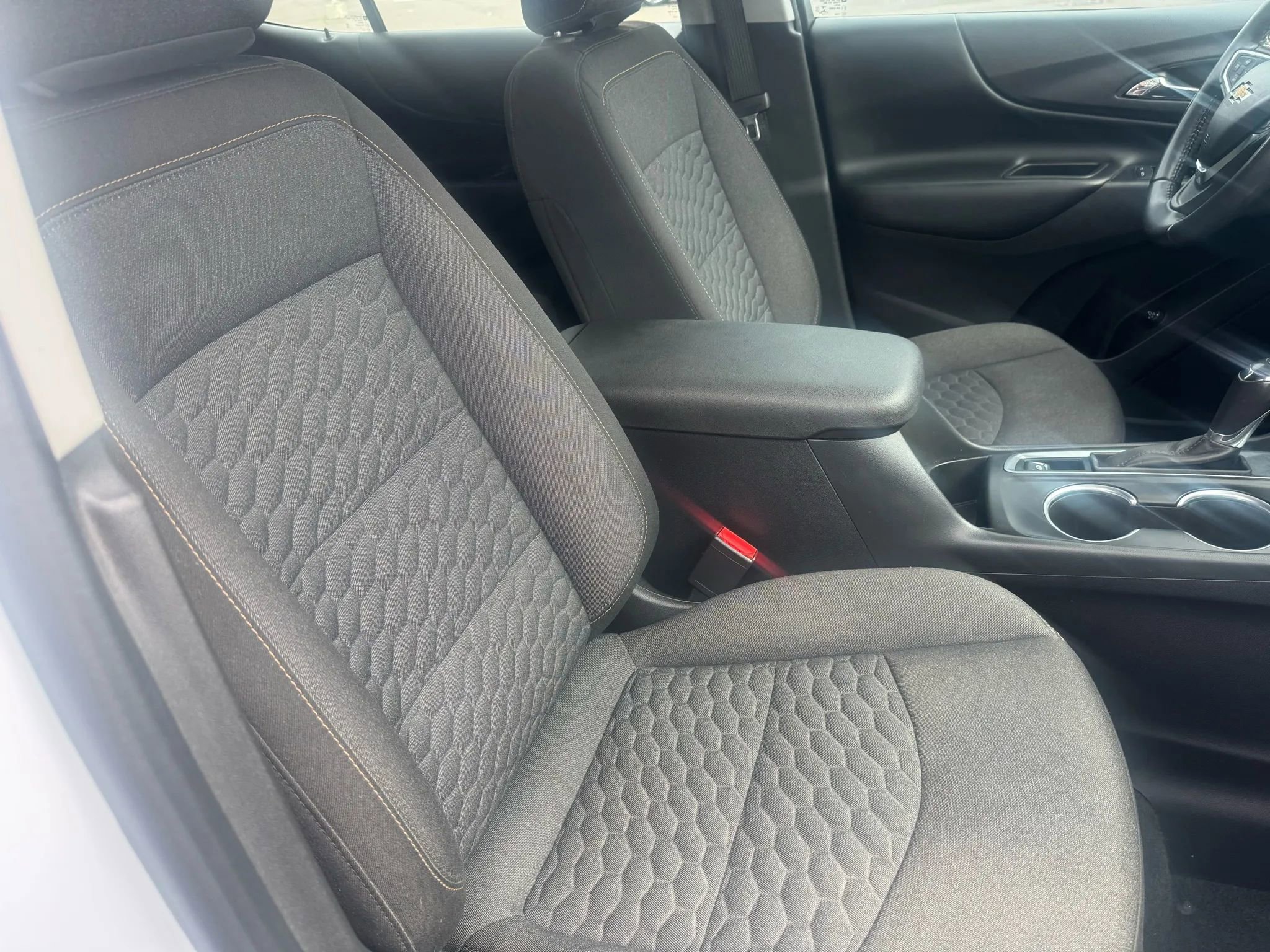 Used 2019 Chevrolet Equinox LT image 24