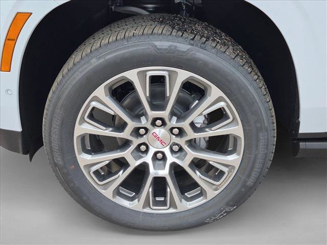New 2026 GMC Yukon XL Denali w/ Denali Reserve Package AWD/4WD image 10