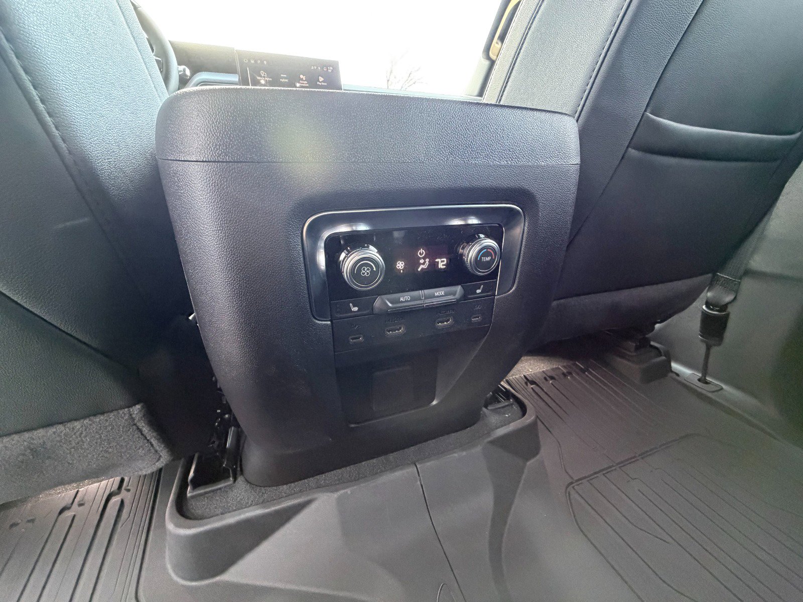 New 2026 GMC Yukon Elevation w/ Elevation Premium Package image 27