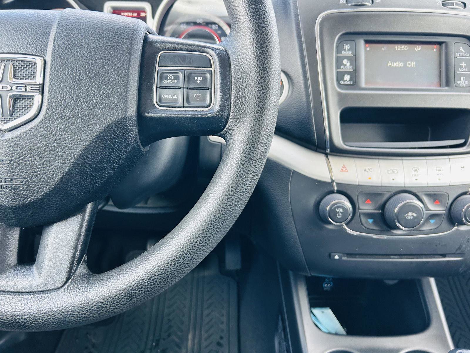 Used 2019 Dodge Journey SE w/ Mopar Chrome Accent Package image 11