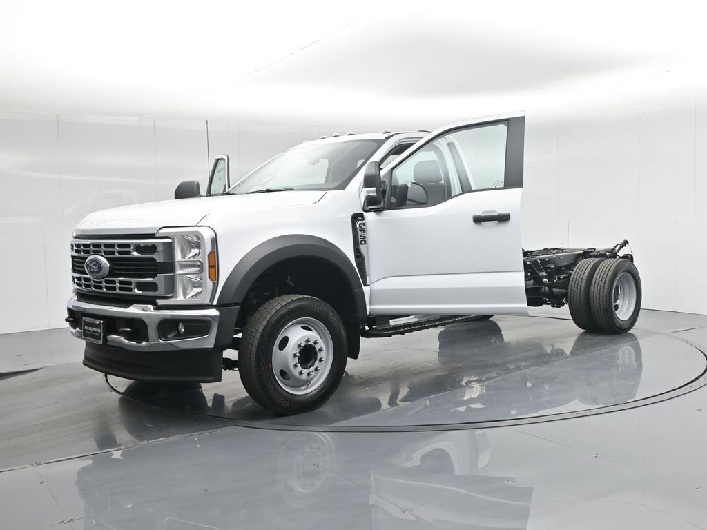 New 2025 Ford F550 XL image 23