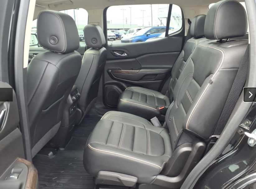 Used 2023 GMC Acadia Denali w/ Denali Ultimate Package AWD/4WD image 8