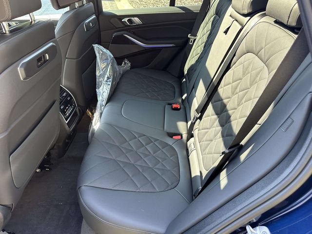 New 2026 BMW X5 xDrive40i w/ M Sport Package AWD/4WD image 8