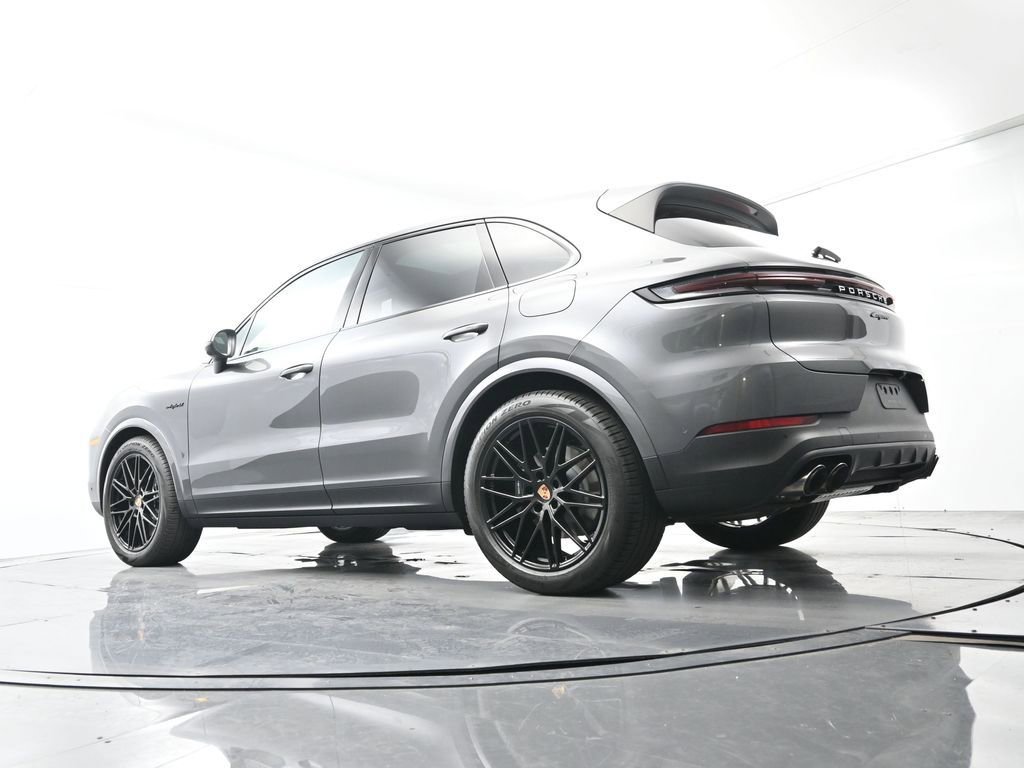 Certified 2026 Porsche Cayenne E-Hybrid AWD/4WD image 47
