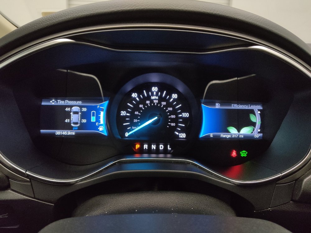 Used 2018 Ford Fusion S image 23