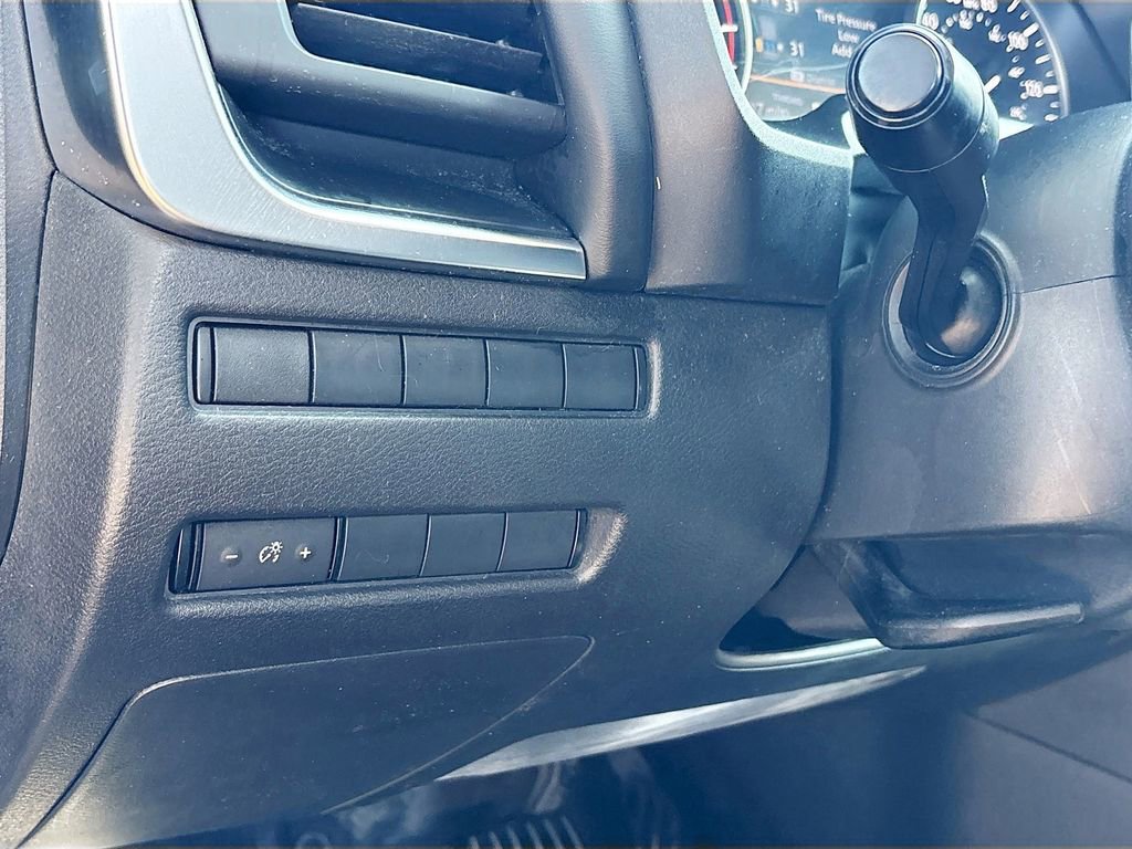 Used 2021 Nissan Rogue S image 10