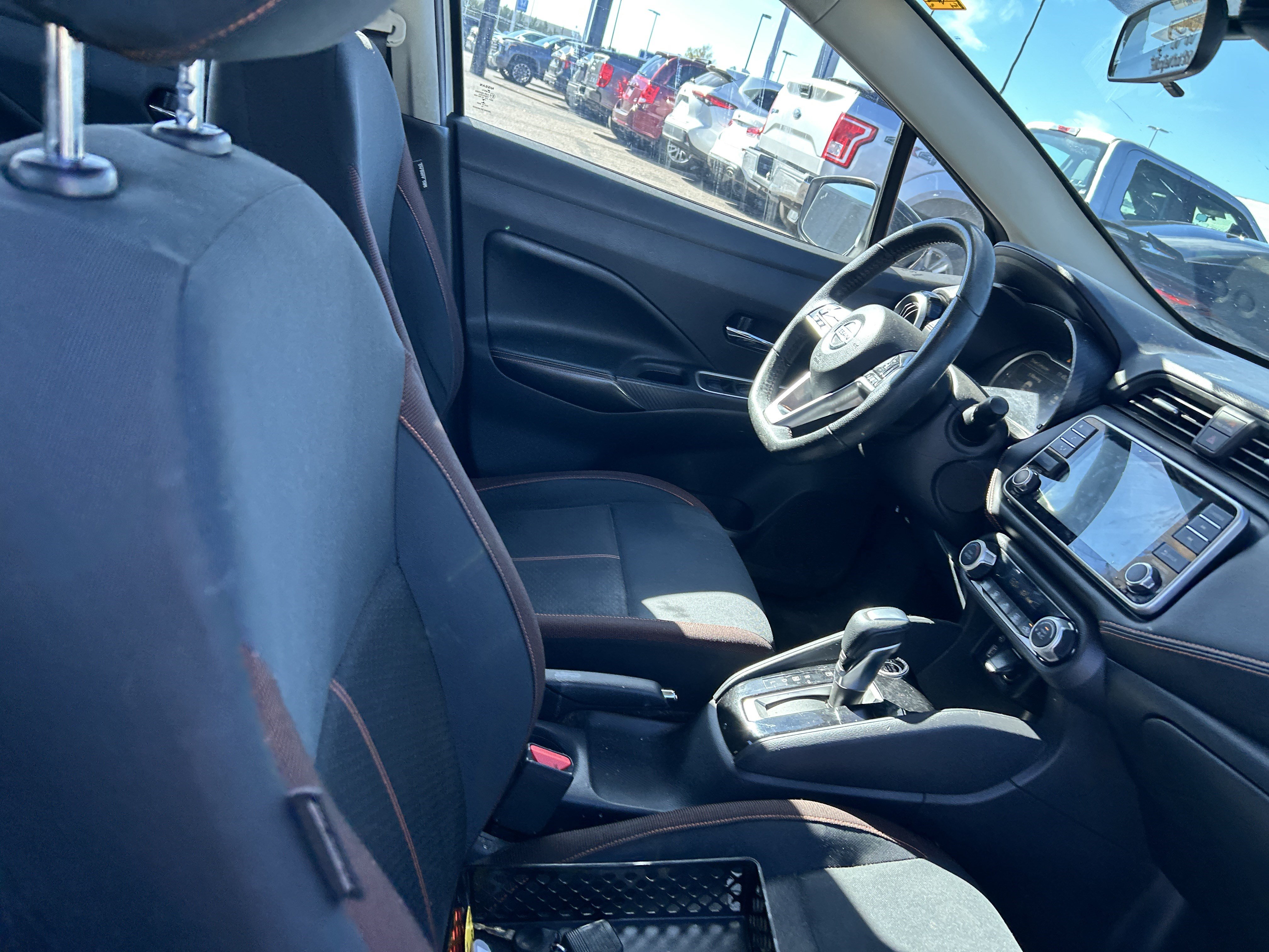 Used 2020 Nissan Versa SR FWD image 13