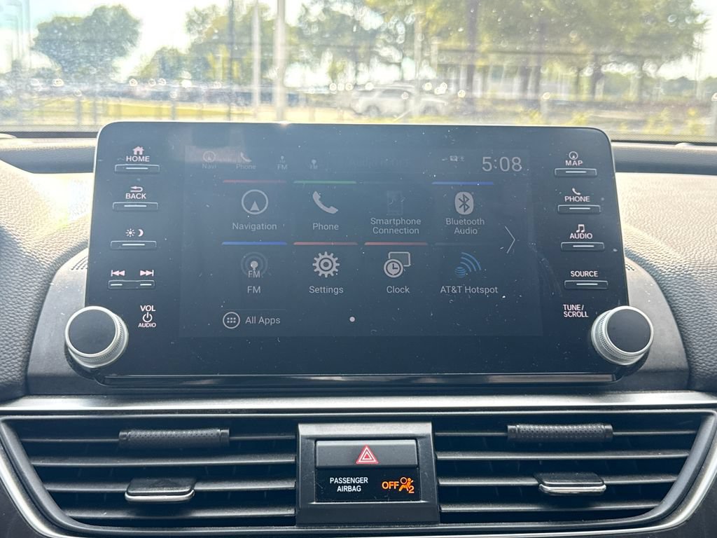 Used 2020 Honda Accord Touring image 25