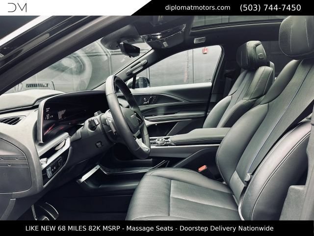 Used 2026 Cadillac Lyriq V AWD/4WD image 18