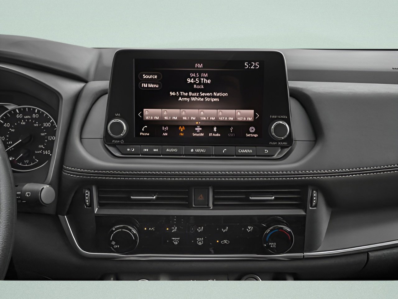 Used 2023 Nissan Rogue S image 13