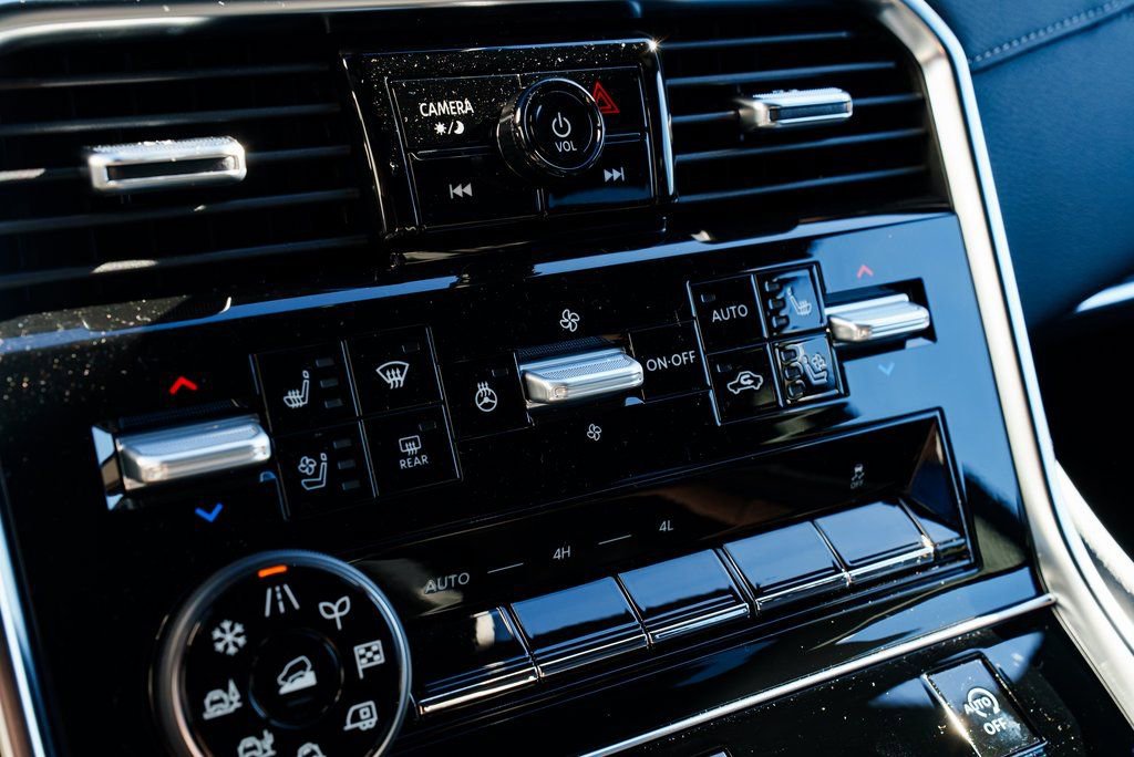 New 2026 Nissan Armada Platinum image 18