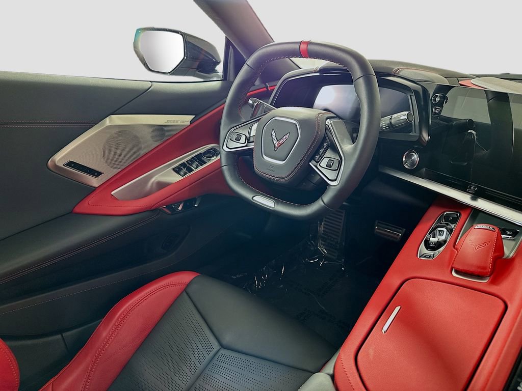 Used 2025 Chevrolet Corvette Z06 RWD image 23