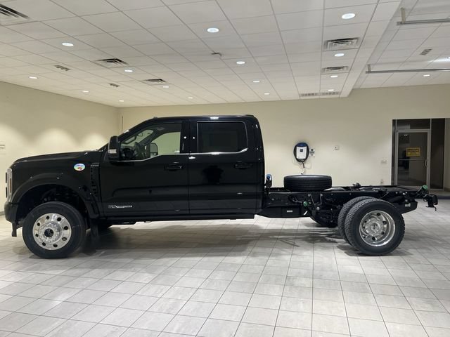New 2027 Ford F550 4x4 Crew Cab image 2