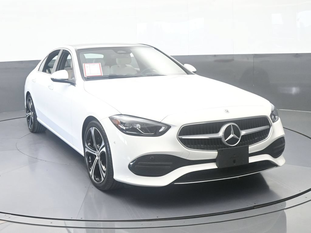 Used 2025 Mercedes-Benz C 300 Sedan image 9
