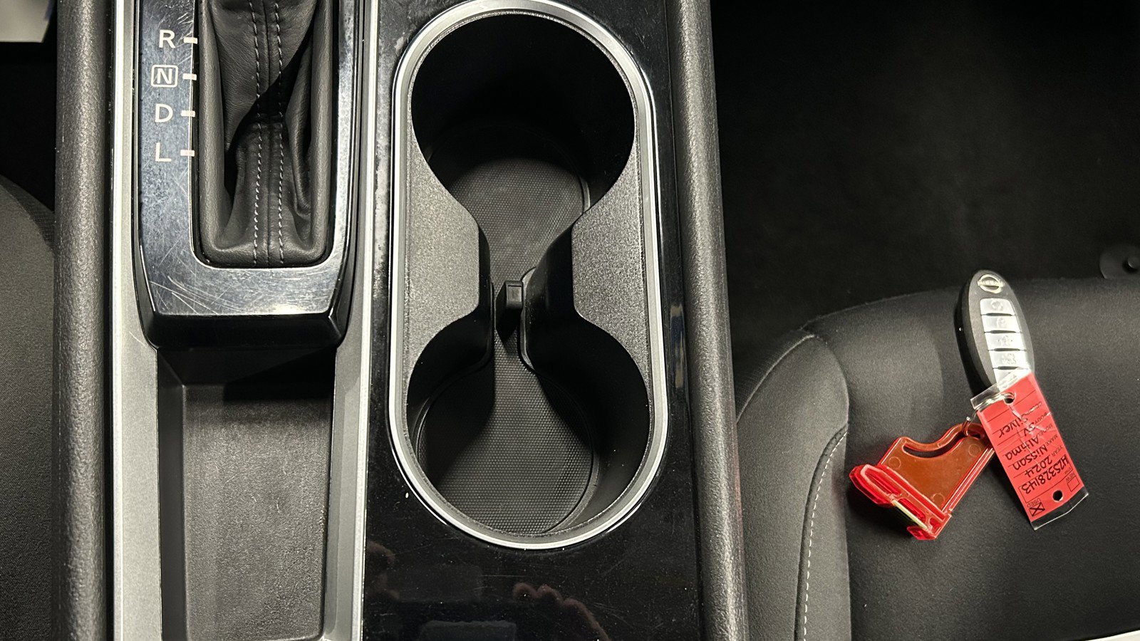 Used 2024 Nissan Altima 2.5 SV image 33