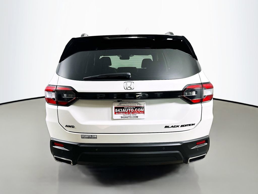 Used 2025 Honda Pilot Black Edition image 6