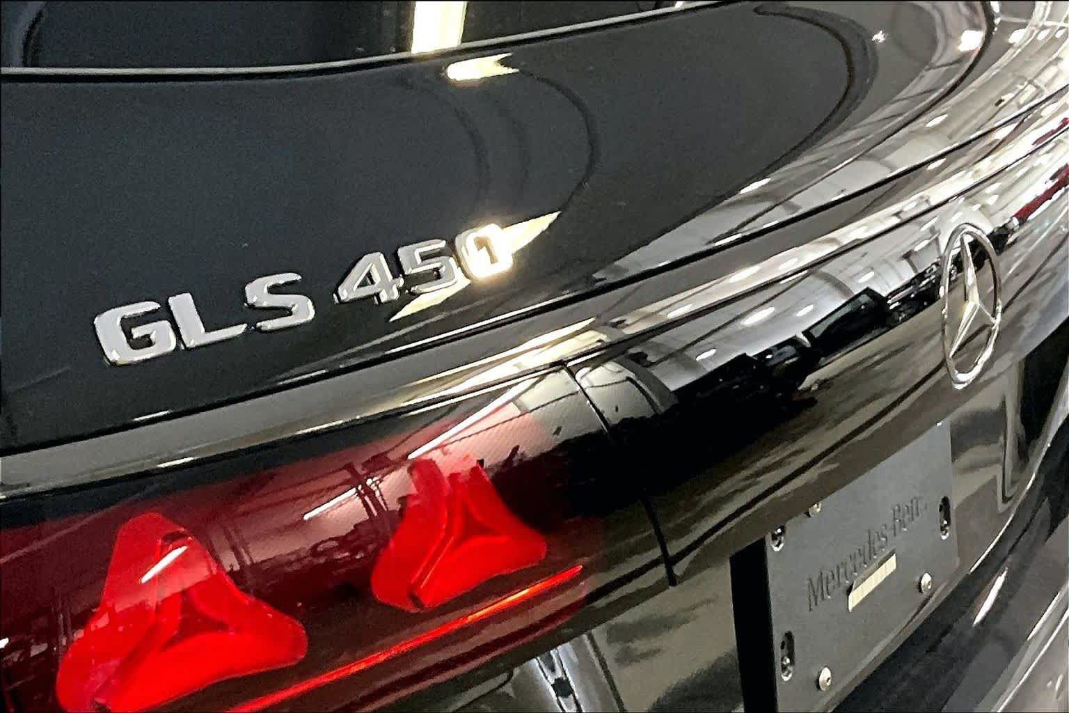New 2027 Mercedes-Benz GLS 450 4MATIC image 7