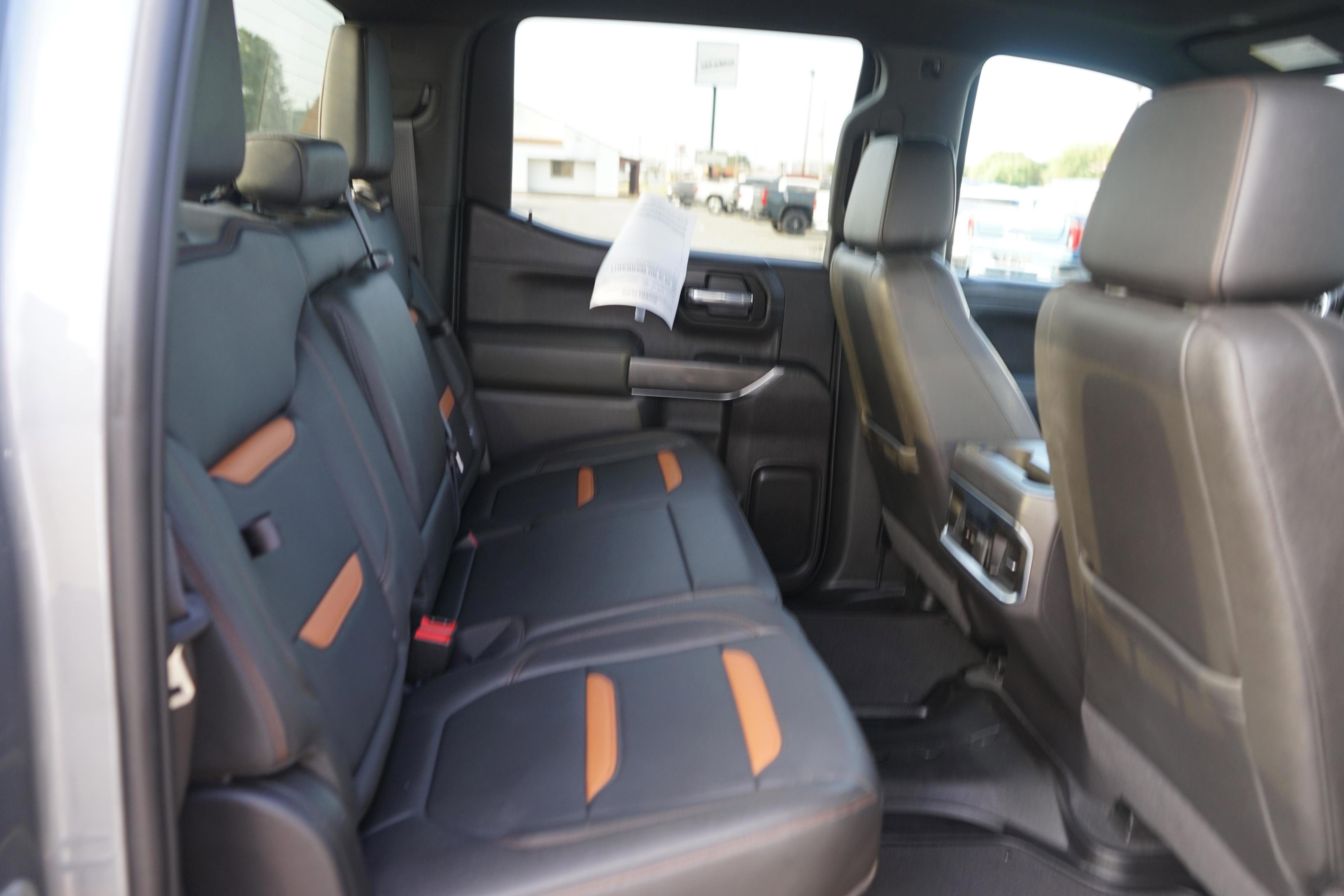Used 2022 GMC Sierra 1500 AT4 w/ AT4 Premium Package image 23