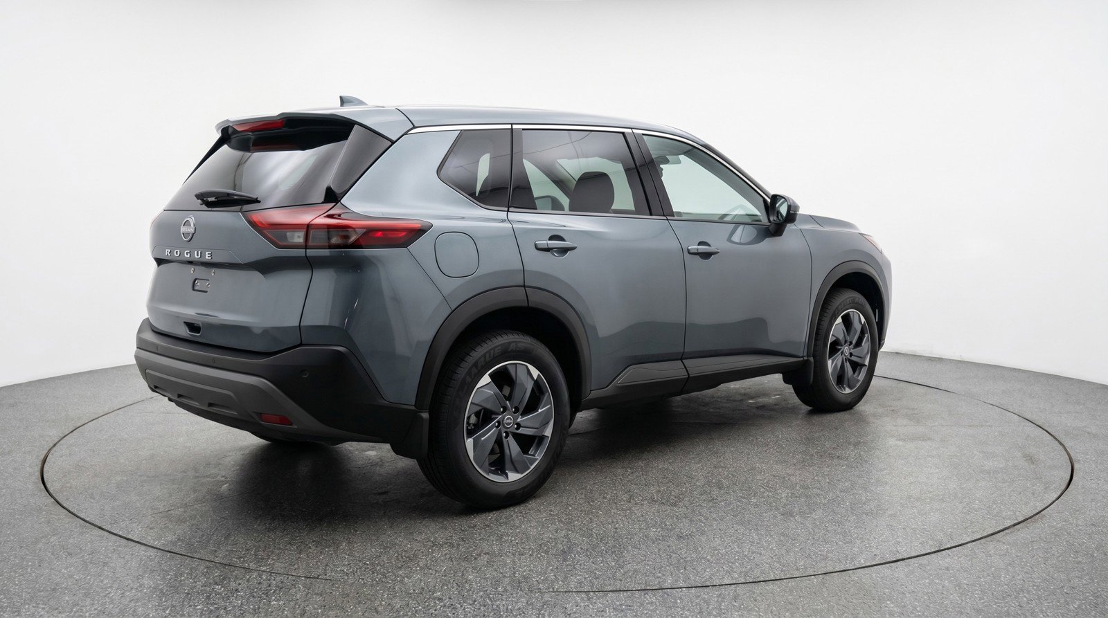 Used 2025 Nissan Rogue SV FWD image 9