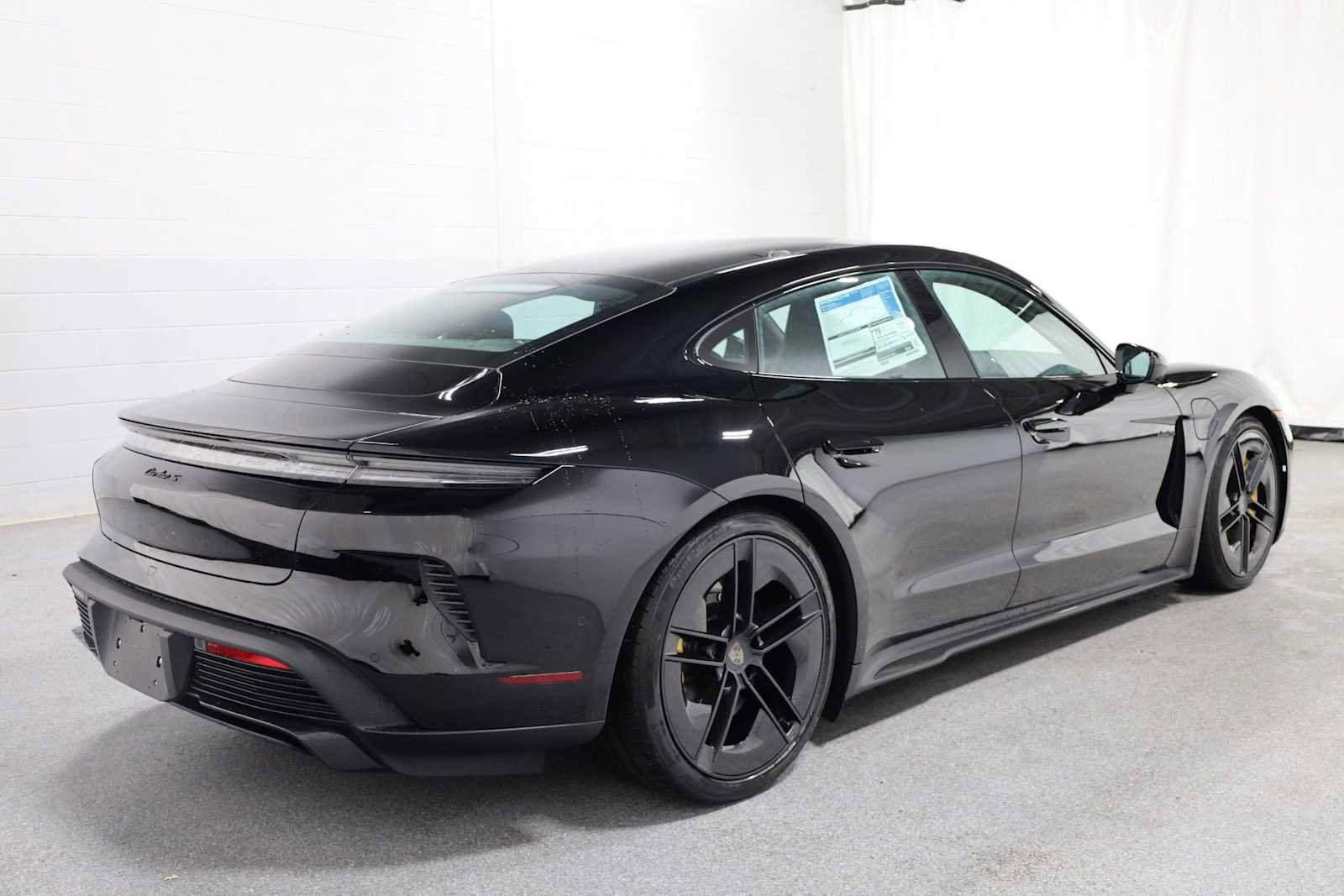 New 2025 Porsche Taycan Turbo image 9