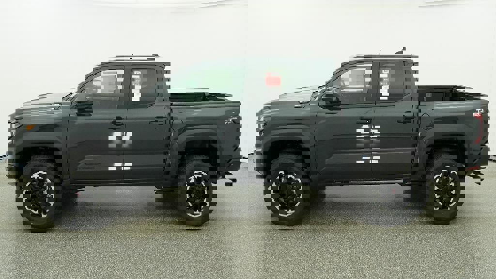 New 2026 Toyota Tacoma TRD Off-Road image 3