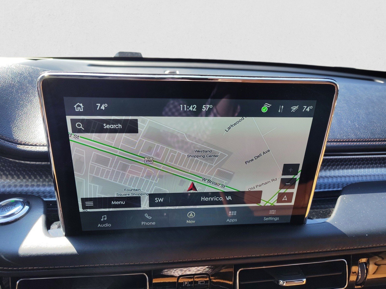 Used 2023 Lincoln Aviator Black Label w/ Class IV Trailer Tow Package image 17