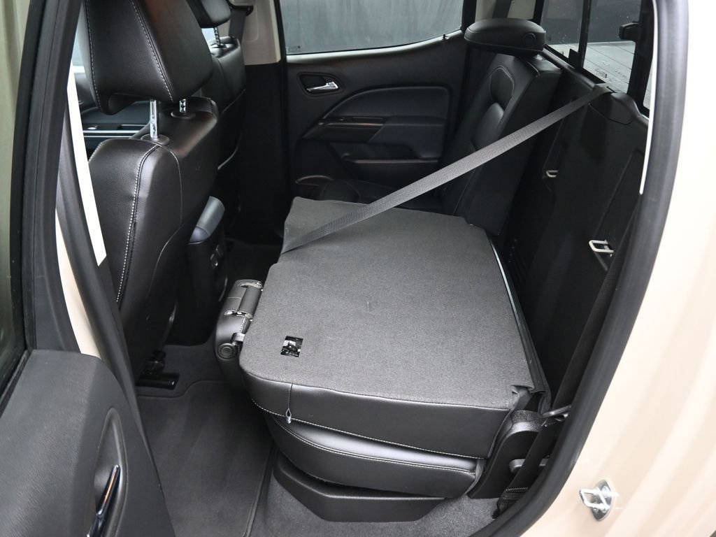 Used 2022 Chevrolet Colorado Z71 image 30