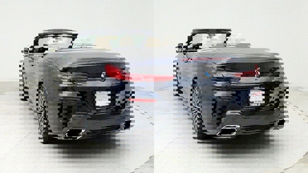 Used 2022 BMW M850i xDrive Convertible image 6