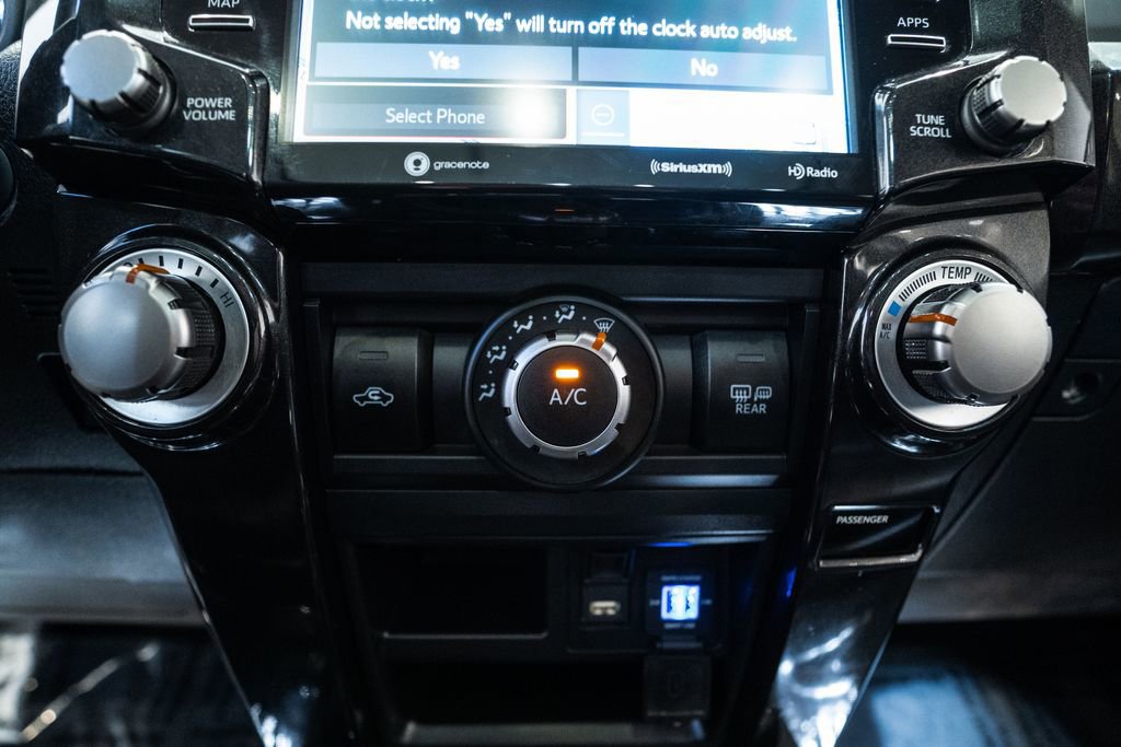 Certified 2023 Toyota 4Runner TRD Off-Road Premium image 26