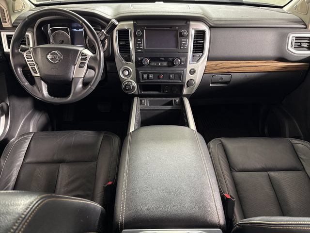 Used 2018 Nissan Titan SL AWD/4WD image 24