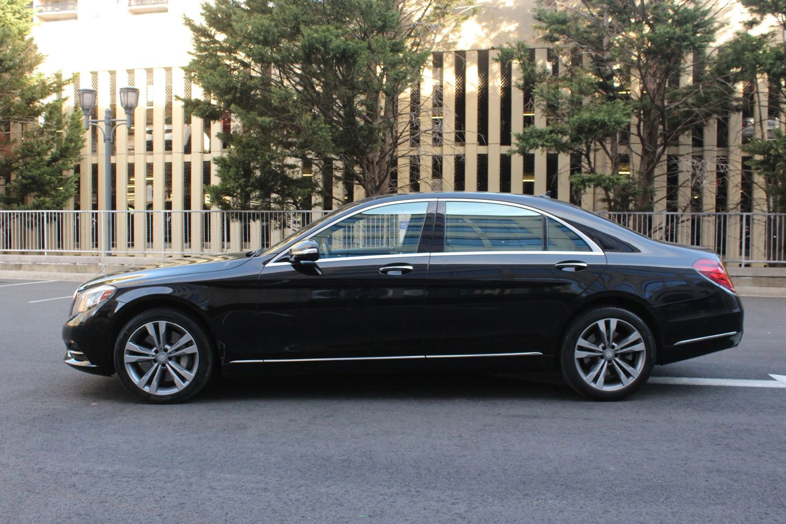 Used 2015 Mercedes-Benz S 550 4MATIC Sedan image 12