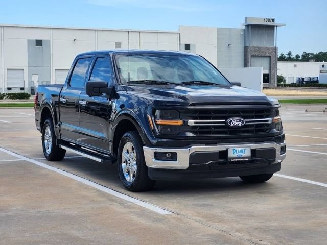 Certified 2024 Ford F150 XLT w/ Mobile Office Package RWD image 3