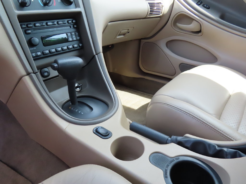 Used 2004 Ford Mustang GT RWD image 29