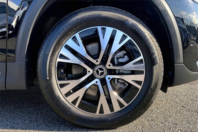 Used 2025 Mercedes-Benz GLA 250 4MATIC image 9