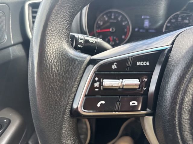 Used 2022 Kia Sportage LX image 18