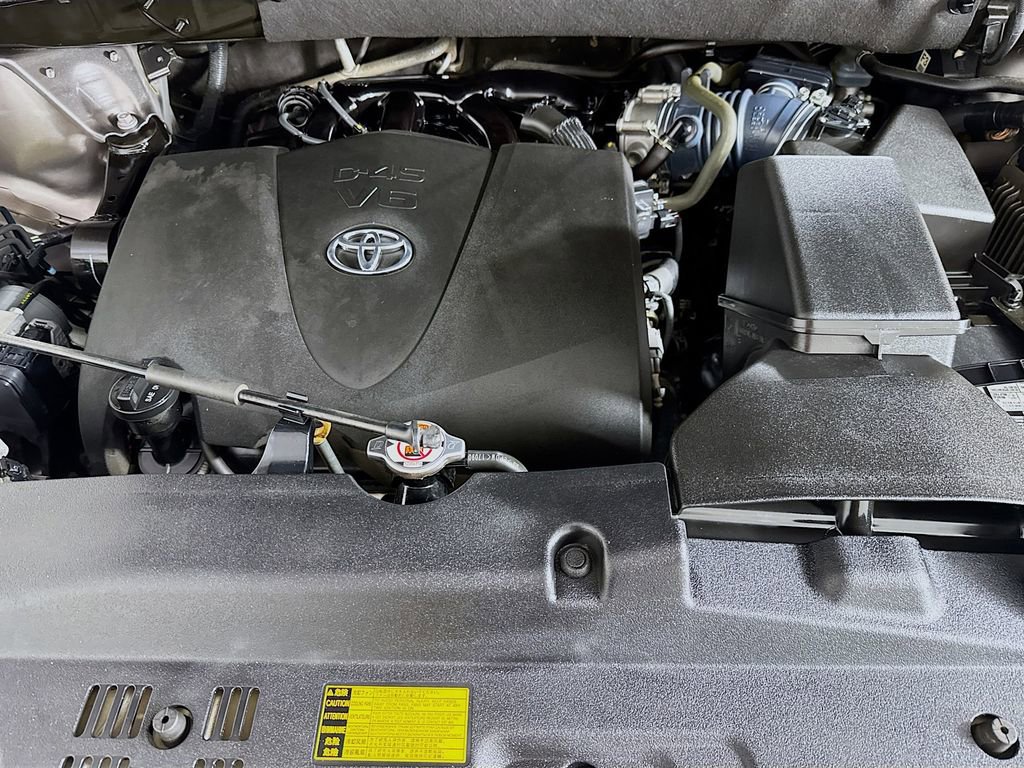 Used 2018 Toyota Highlander XLE FWD image 41